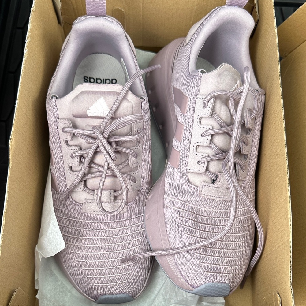 Adidas Women's Sneakers - brand new never worn